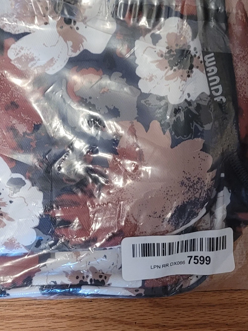 WANDF Hanging Floral Bag- New with Tags!!